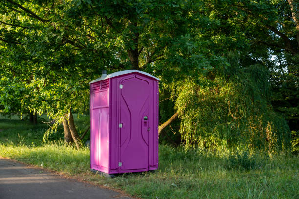 Best Porta potty delivery and setup  in Holden, MO