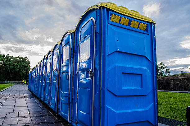 Affordable portable toilet rental in Holden, MO